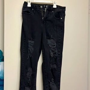 Mom jeans trendy and new